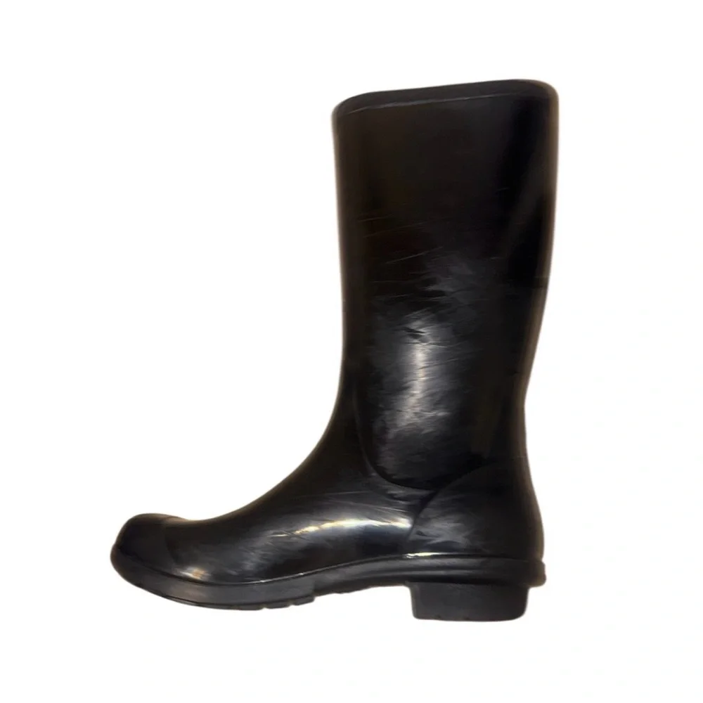 UGG black patent Shayne RAIN BOOTS women’s size 6